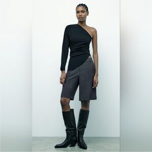 NWT ZARA RUCHED
ASYMMETRIC TOP SIZE S 
🚨firm price